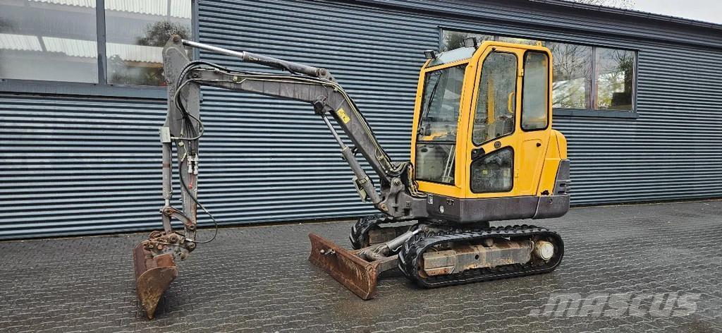 Volvo EC30 Mini excavators < 7t (Mini diggers)