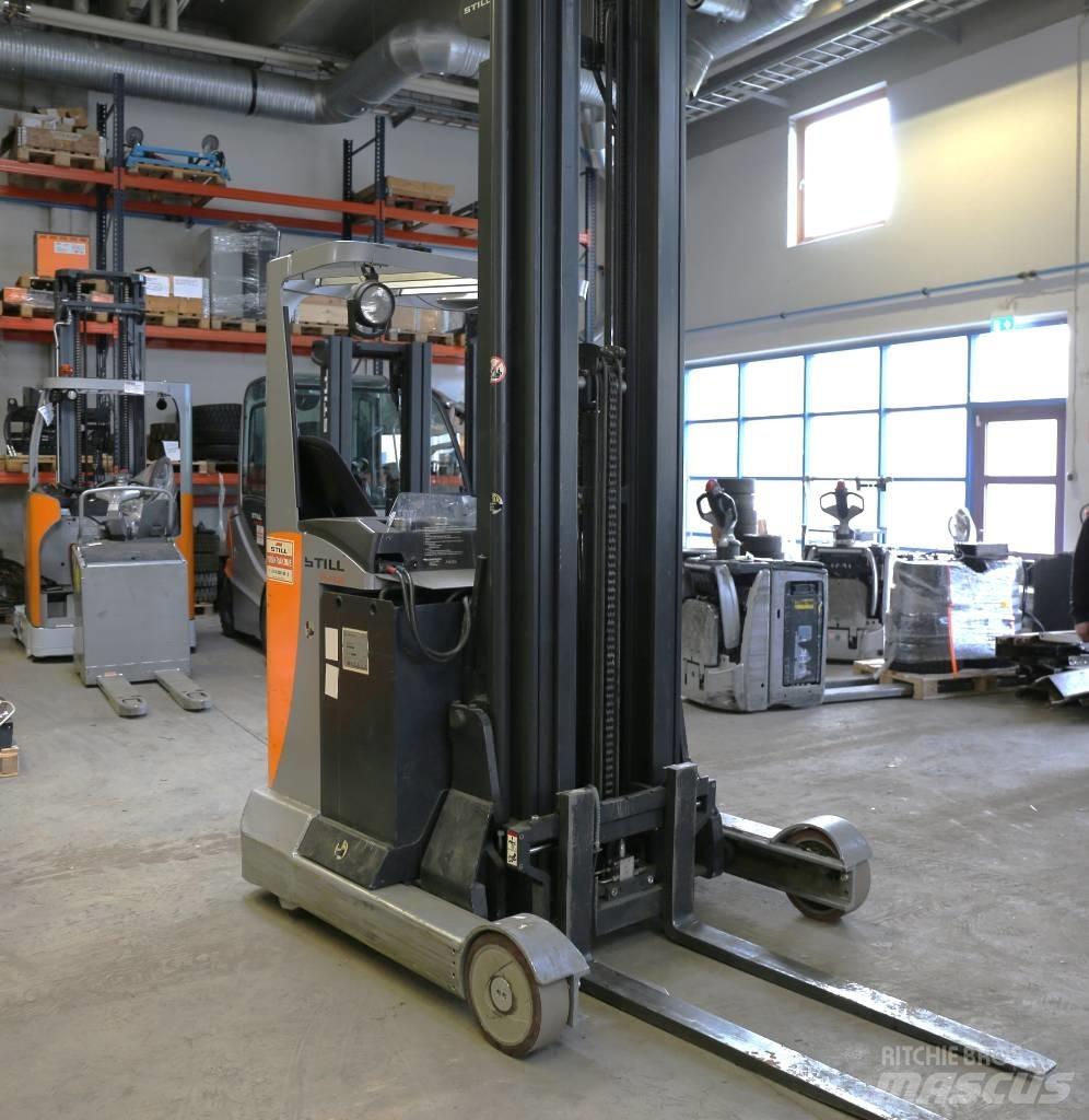 Still FMX14 Reach truck
