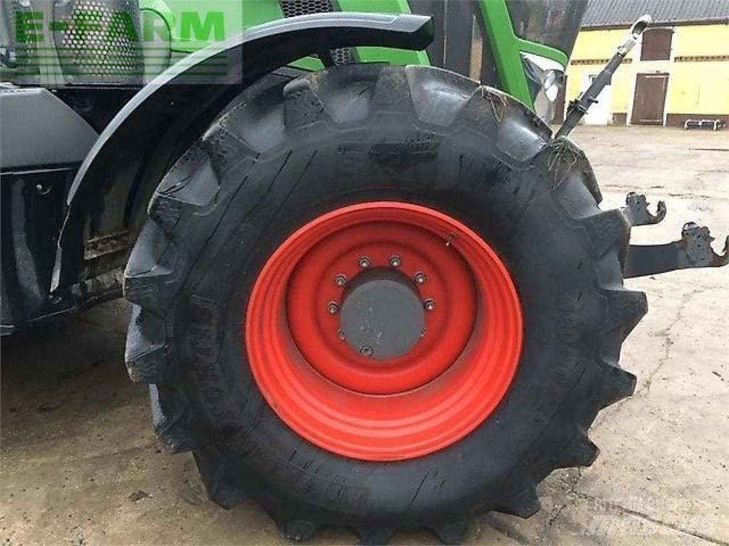 Fendt 828 Tractors