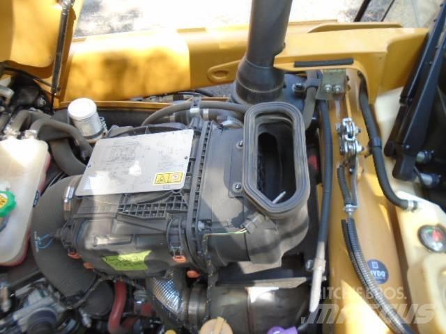 CAT 420XE Backhoe