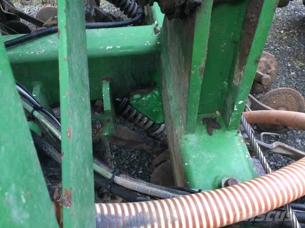 John Deere 750 A Combination drills