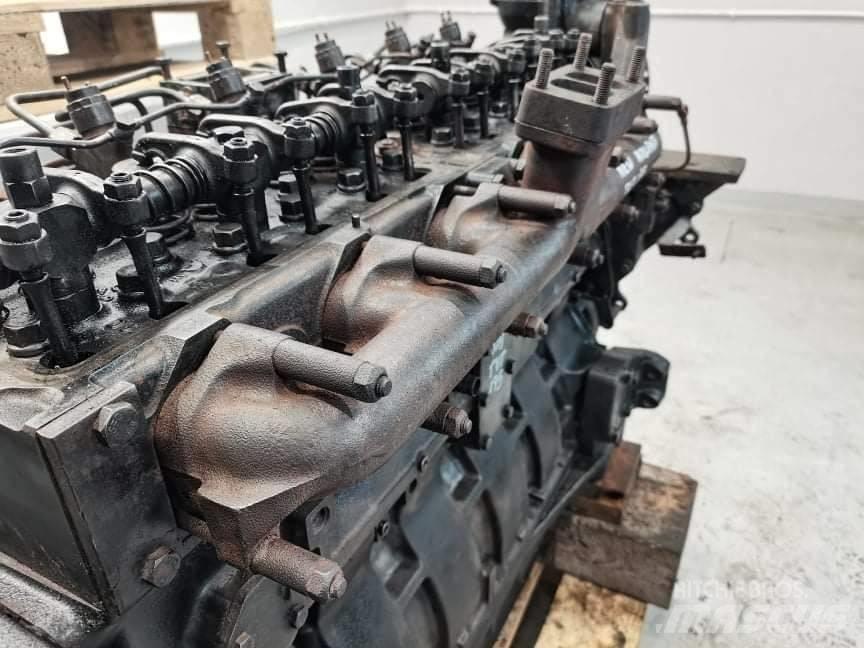 Sisu 6,6L engine Engines