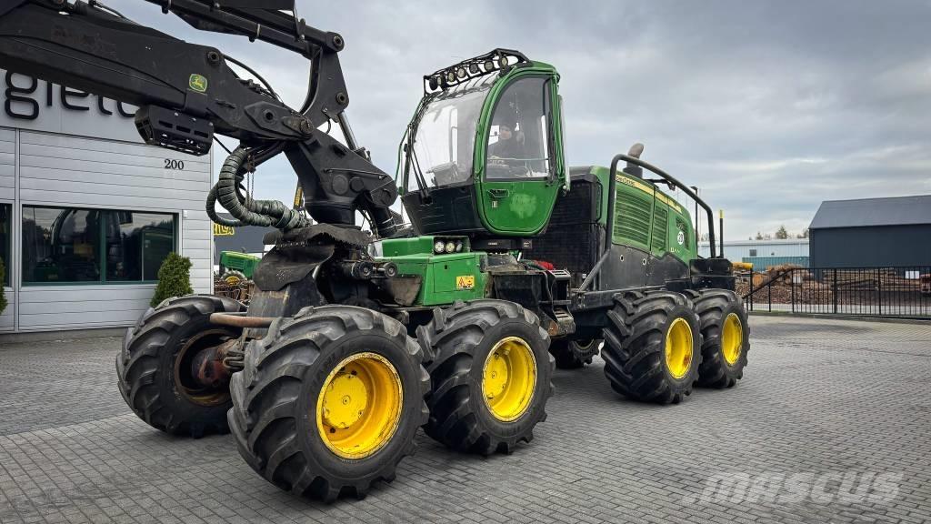 John Deere 1270 G Harvesters