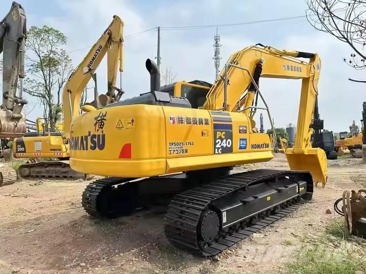 Komatsu PC 240 Crawler excavators