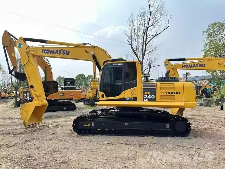 Komatsu PC 240 Crawler excavators