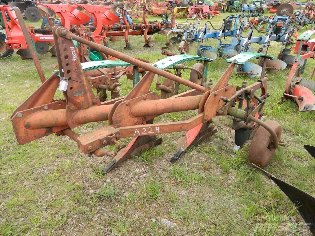 Kverneland 3k Ploughs