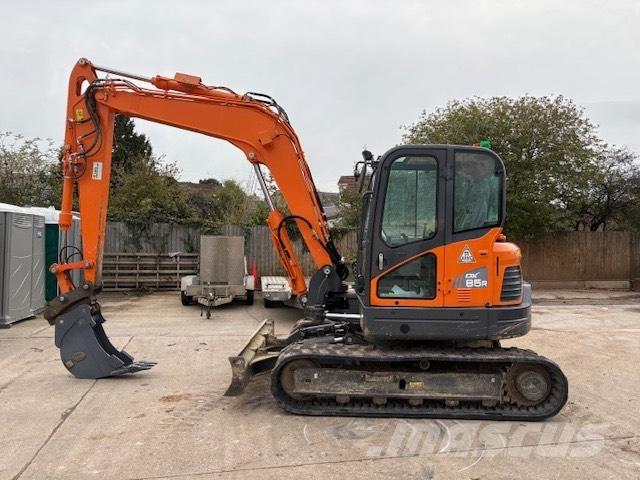Doosan DX 85 R-3 Mini excavators  7t - 12t