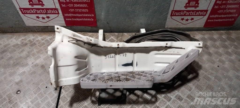 Scania G 400   1426107 Cabins and interior