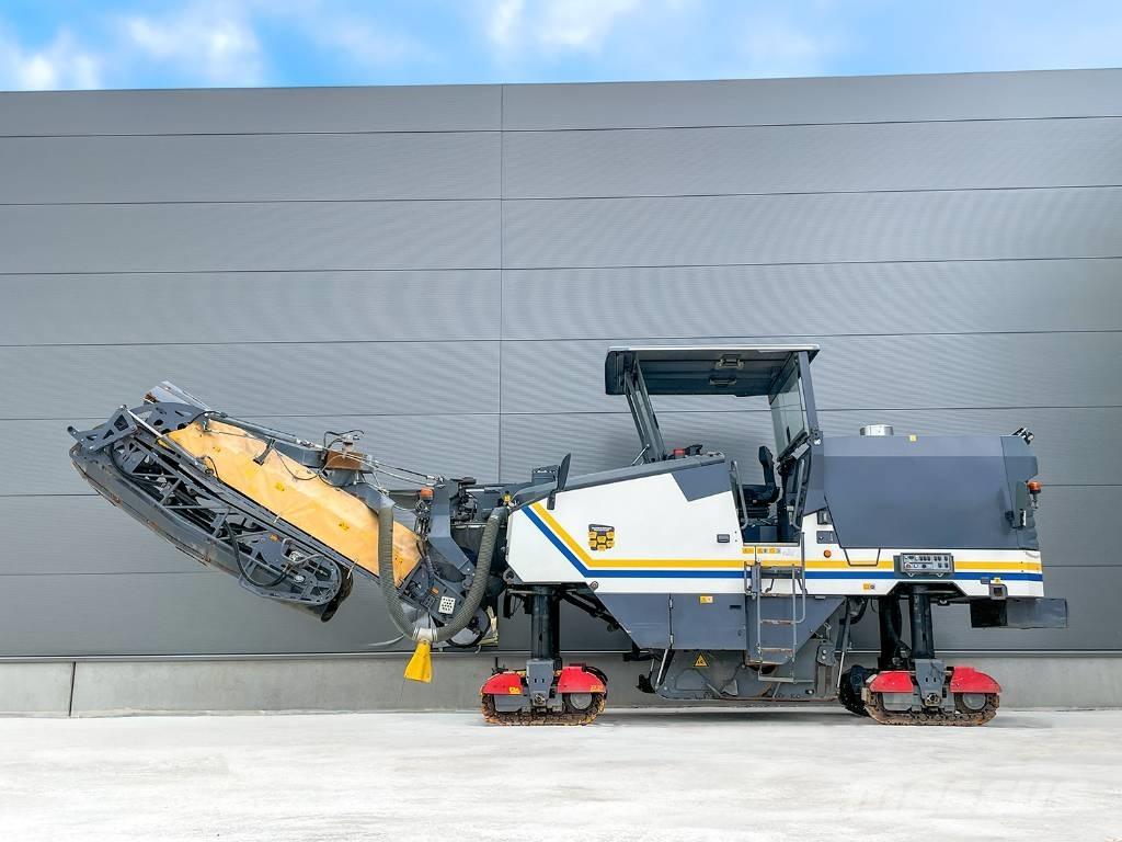 Wirtgen W 150 CFI Asphalt cold milling machines