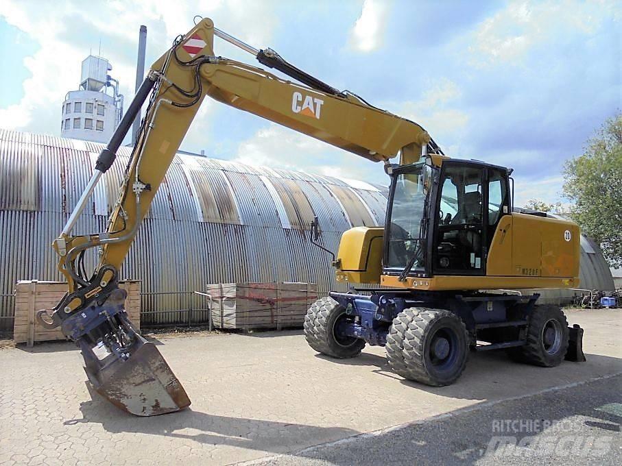 CAT M 320 F Wheeled excavators