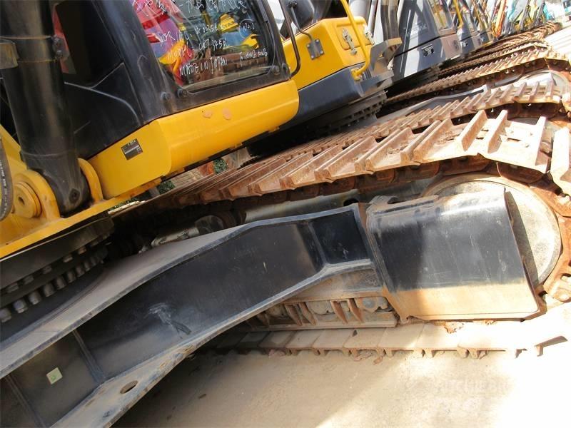 CAT 345D Crawler excavators