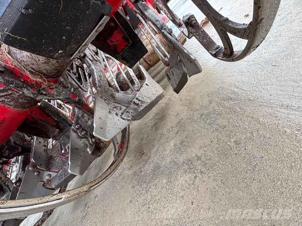 Holmer T4-30 Farm machinery