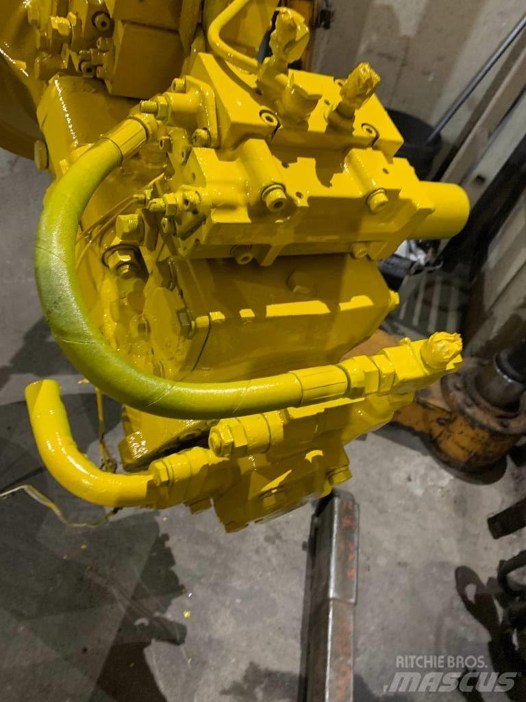 Komatsu PC240-3 Hydraulics