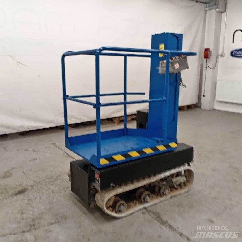 Aichi RM 04 B Telescopic boom lifts