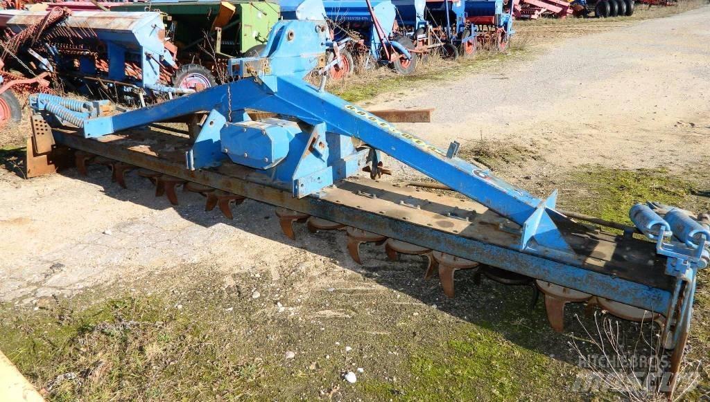 Rabe 400 Cultivators