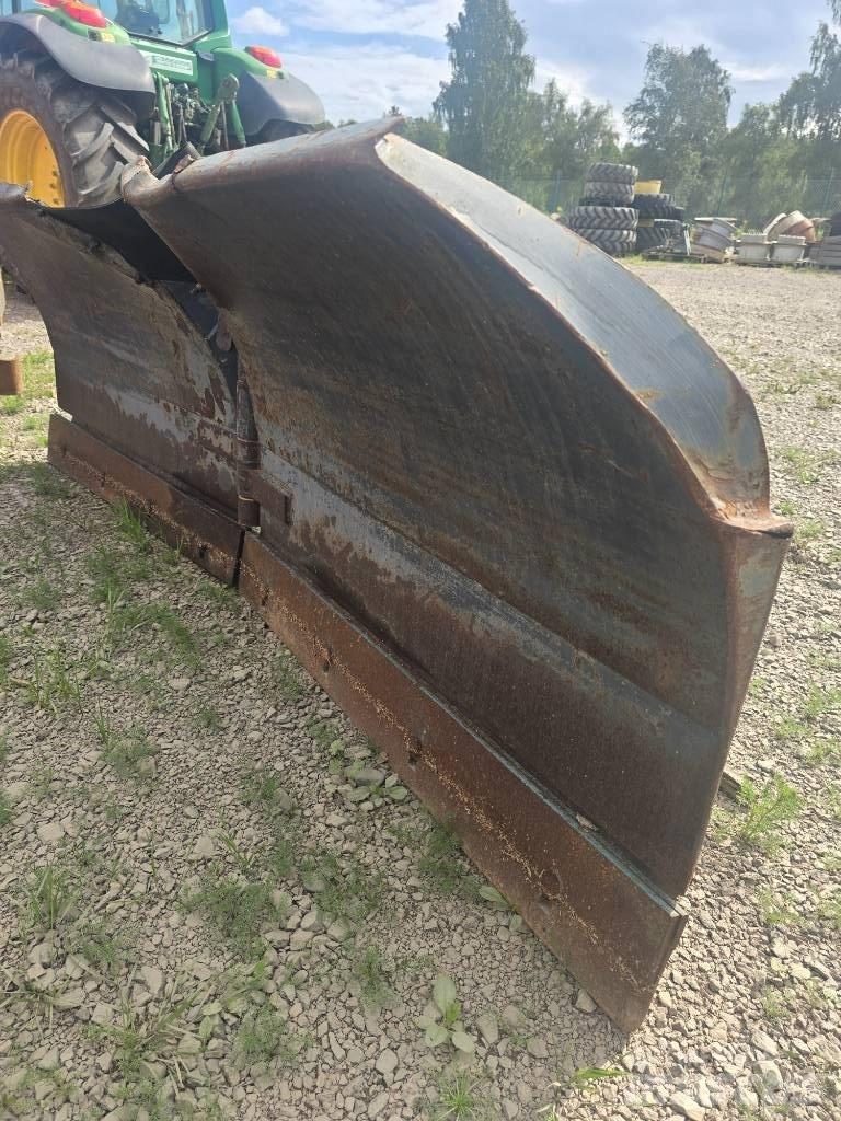 Holms pv-2,4 Snow blades and plows