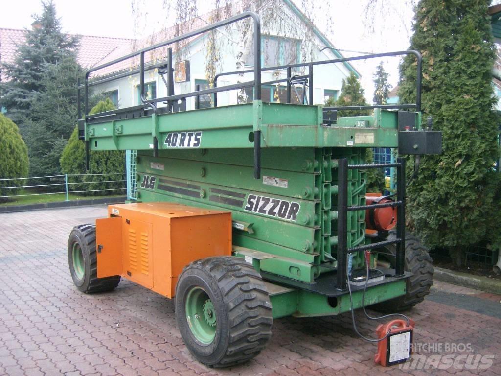 JLG 40RTS    V-1562 Used Personnel lifts and access elevators