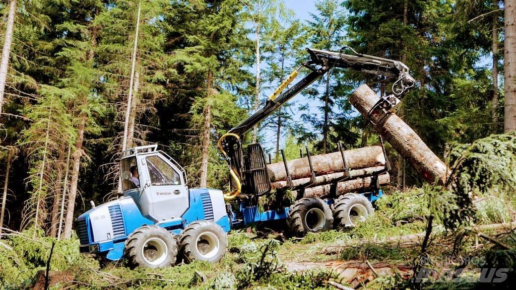Novotný LVS 720 Forwarders