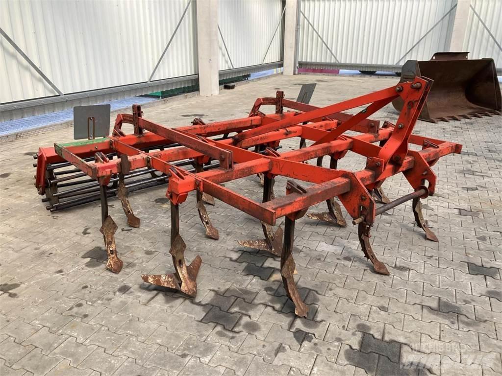 Becker Grubber 3m Cultivators