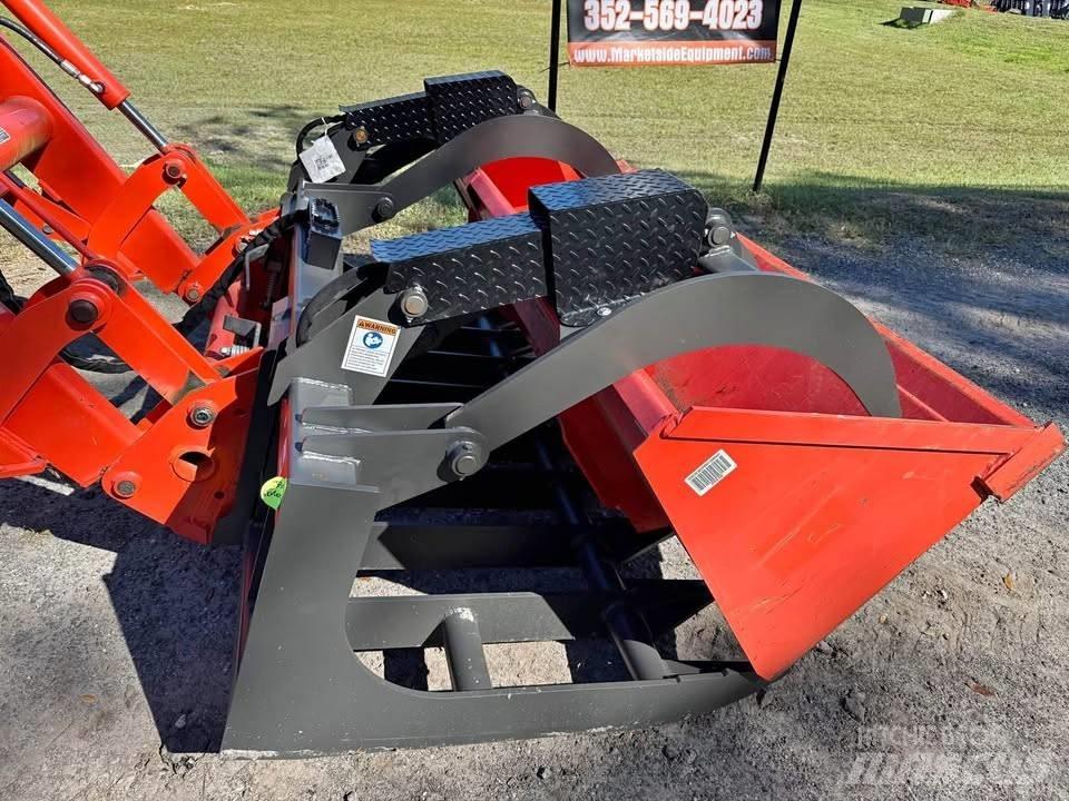 Kubota M5-111 Tractors