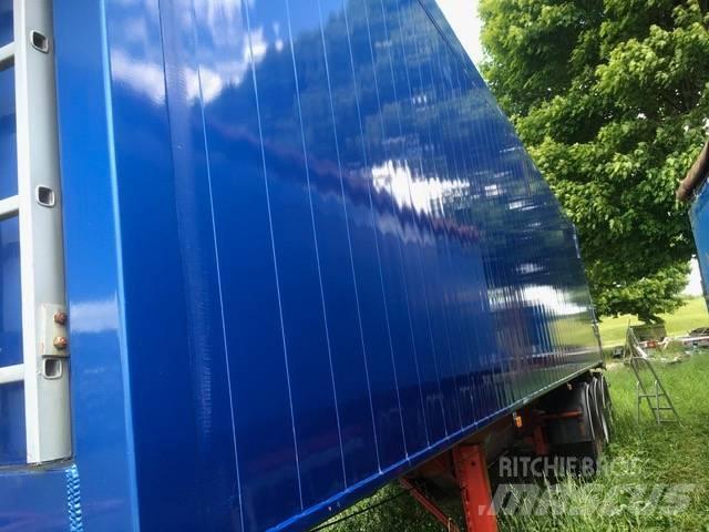 AMT 2010 Tipper semi-trailers