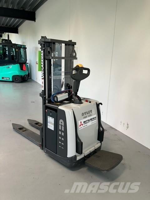 Atlet PSP125 Self propelled stackers