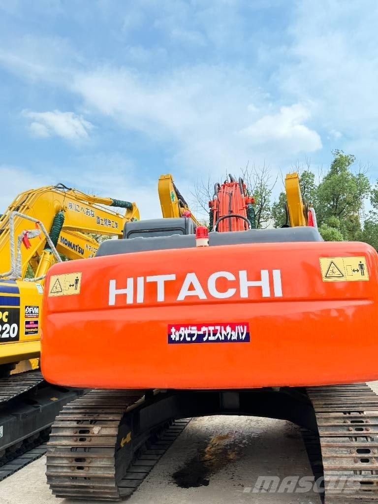 Hitachi ZX 200 Crawler excavators
