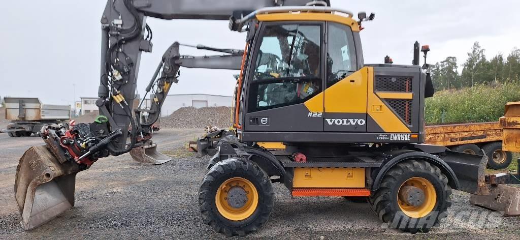 Volvo EWR 150 E Wheeled excavators