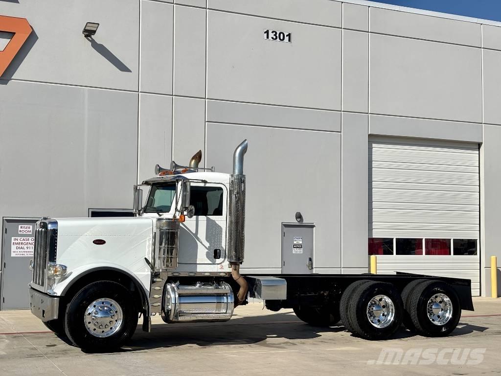 Peterbilt 388 Prime Movers