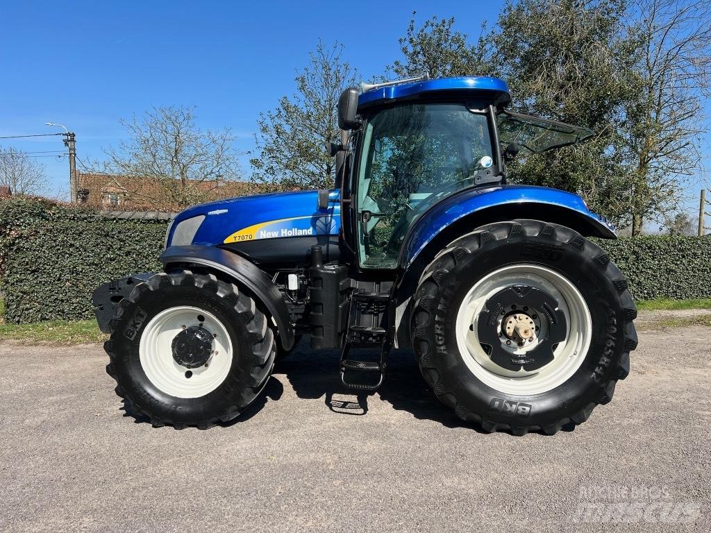 New Holland T 7070 Tractors