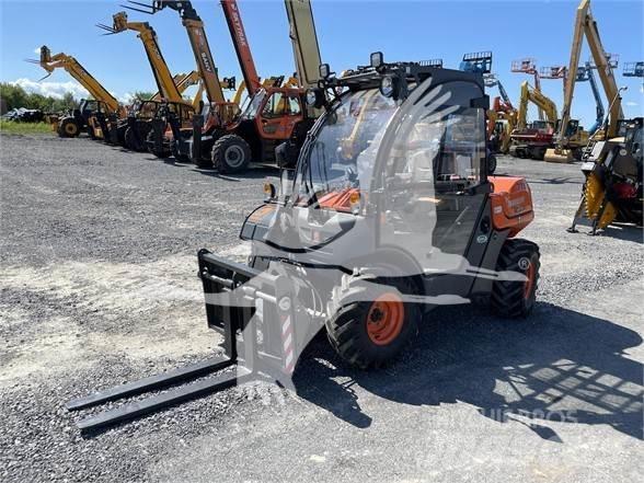 Ausa T144H Telescopic handlers