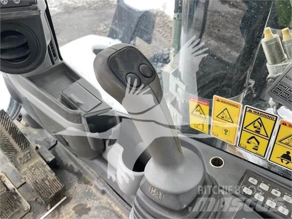 CAT M318D Wheeled excavators