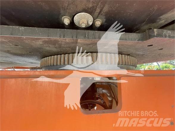 JLG 860SJ Telescopic boom lifts
