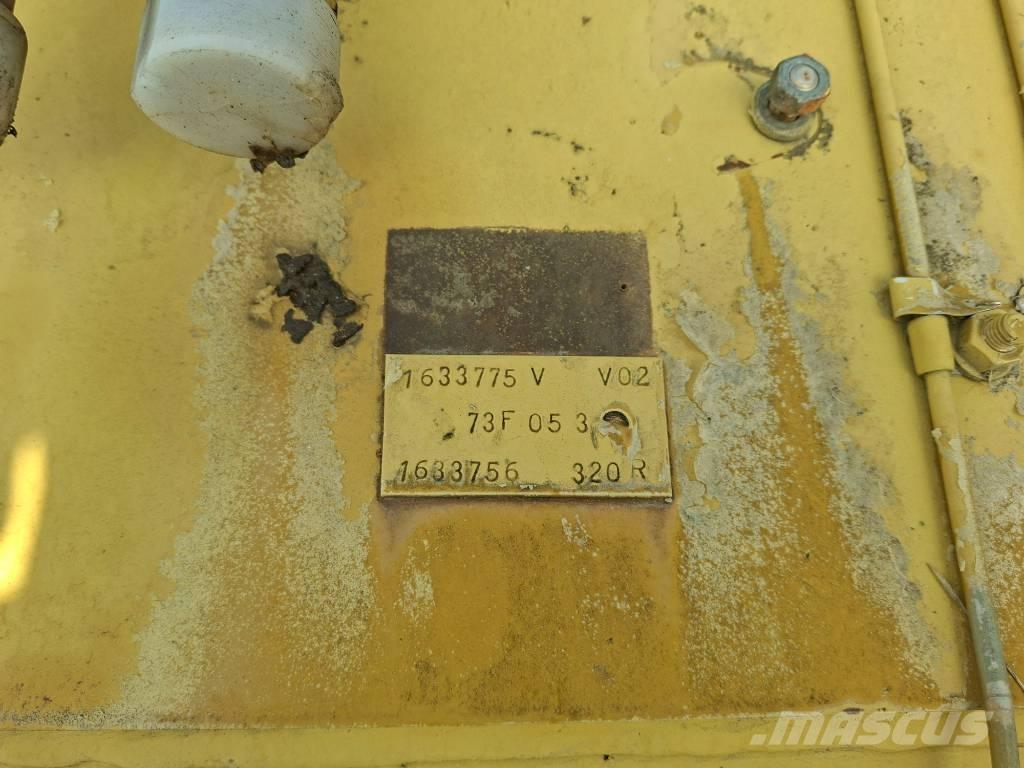 CAT 320 C L Crawler excavators