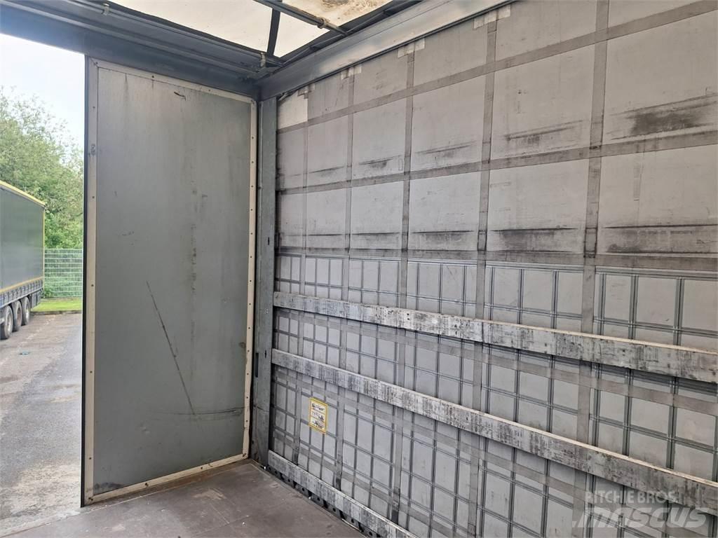 Fliegl SDS 390 Flatbed/Dropside trailers