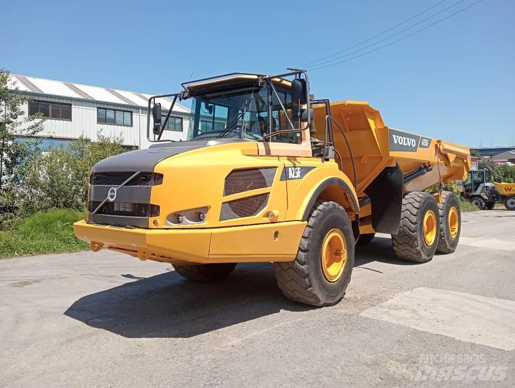 Volvo A 25 F Articulated Haulers