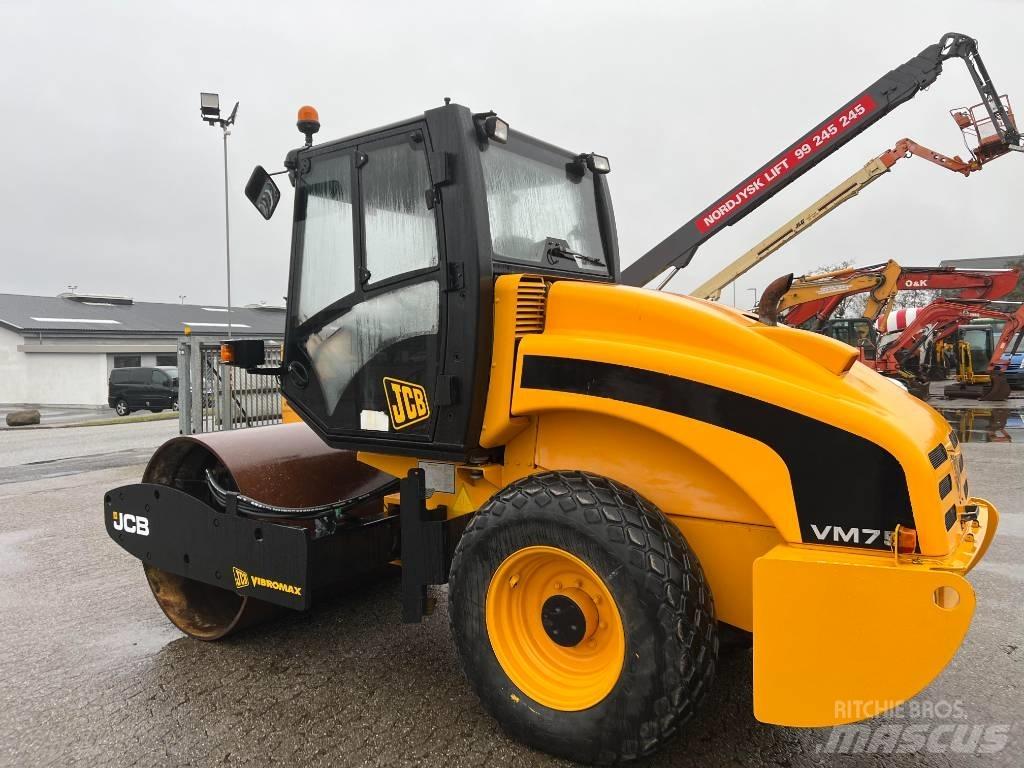 JCB Vibromax VM 75 Single drum rollers