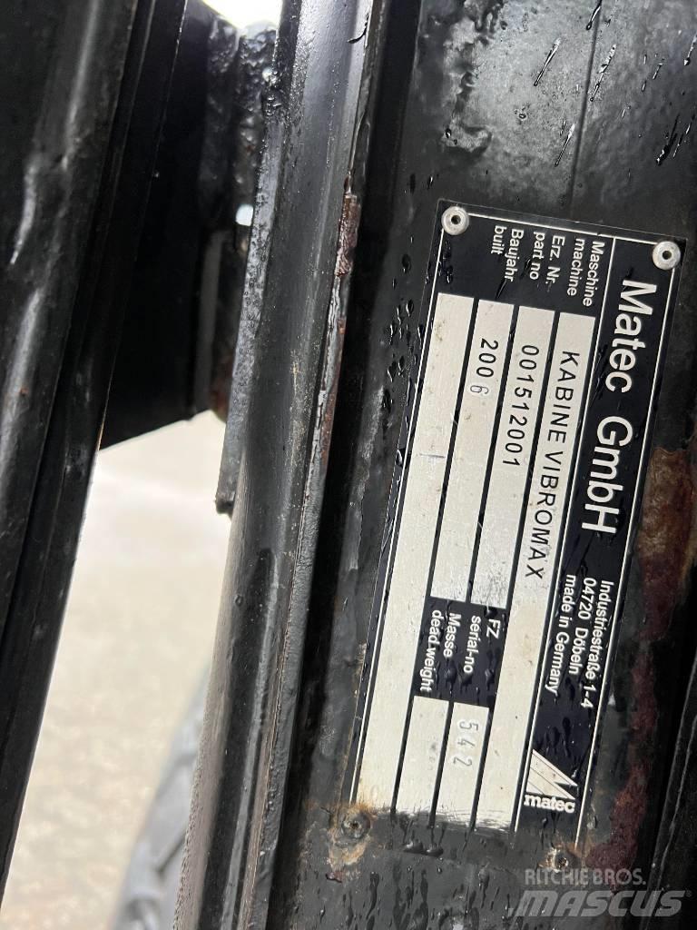 JCB Vibromax VM 75 Single drum rollers