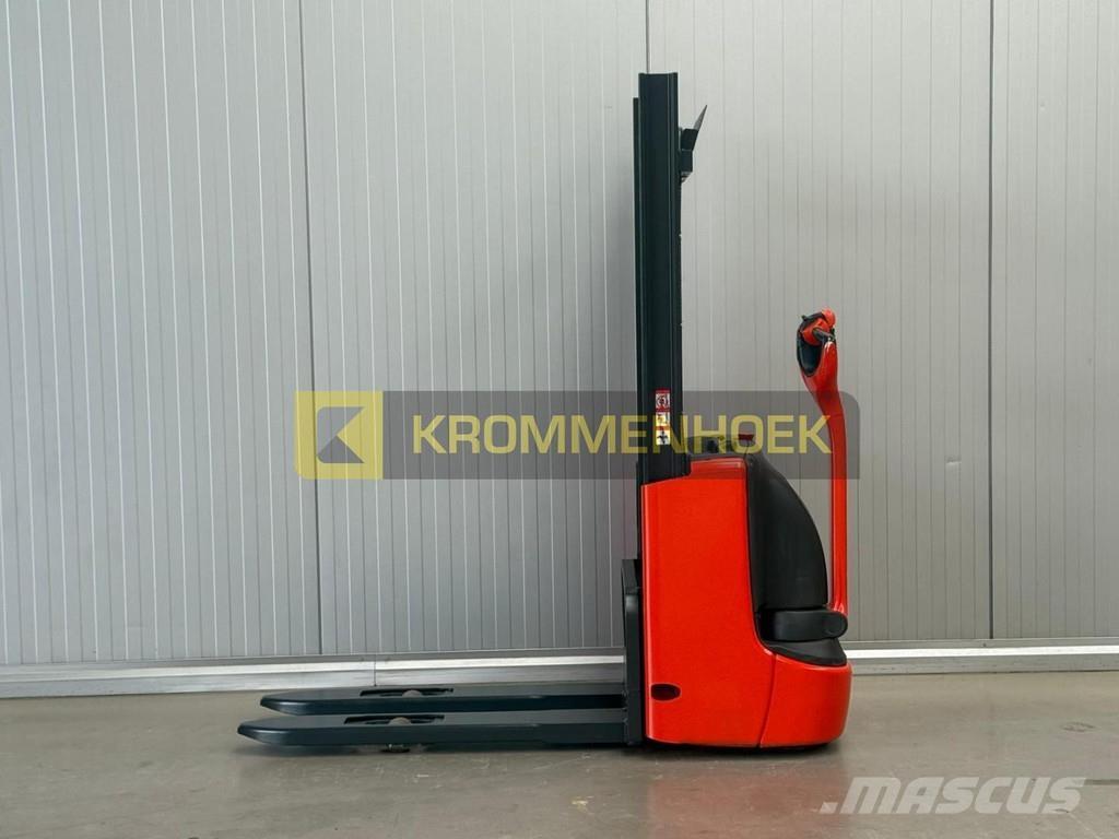 Linde L 10 Pedestrian stacker