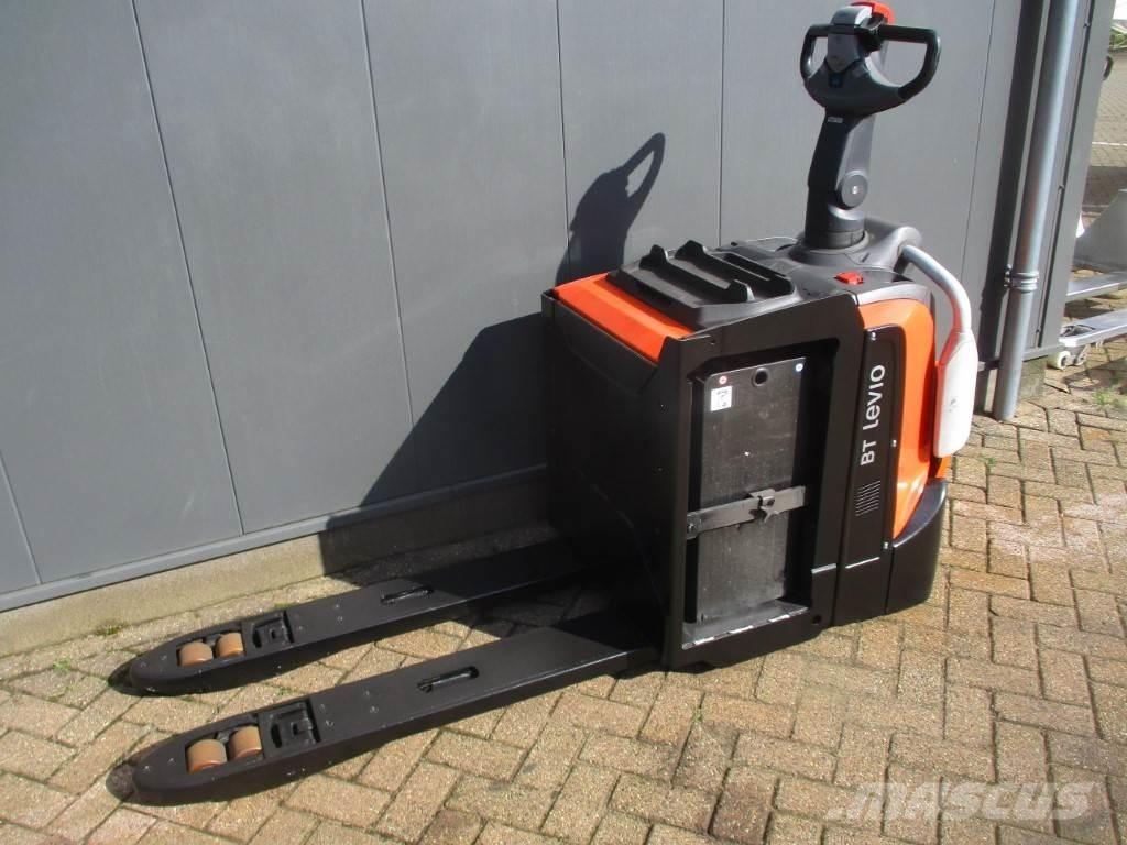 Toyota LPE 200 Low lift with platform