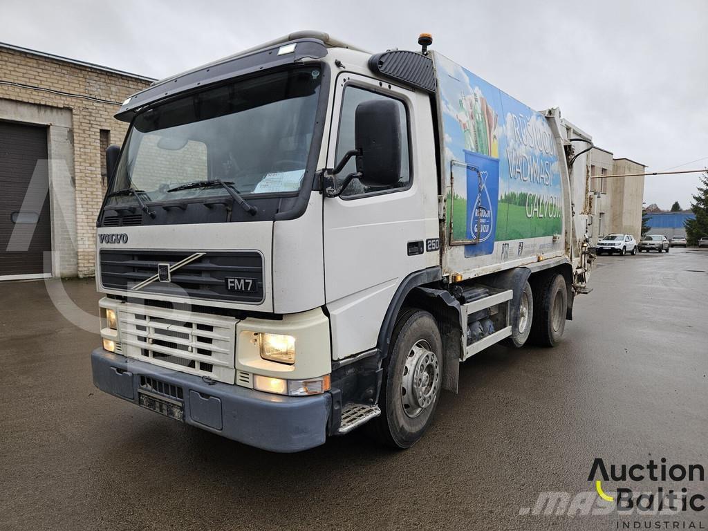 Volvo FM7 Waste trucks