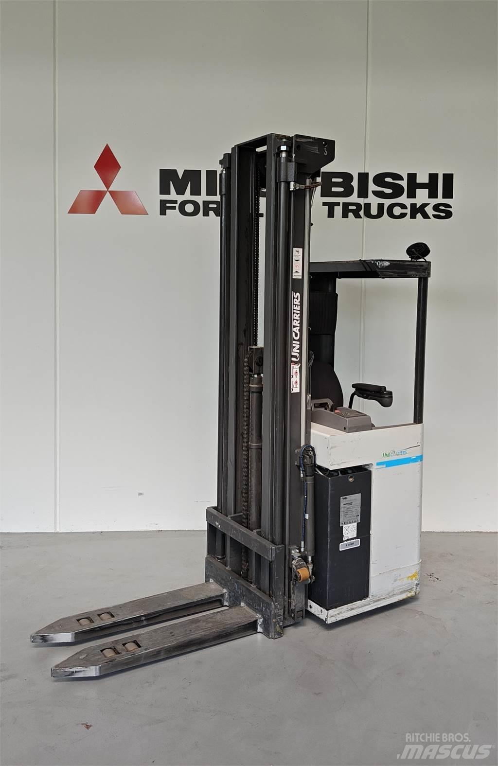 Atlet XSN160 Low lift with platform