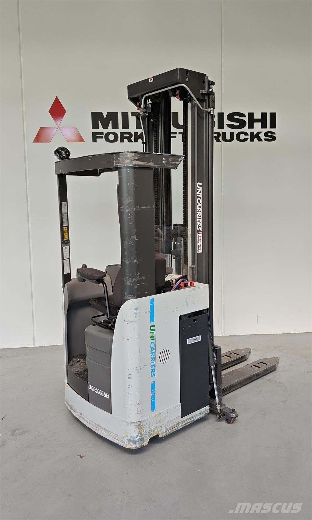 Atlet XSN160 Self propelled stackers