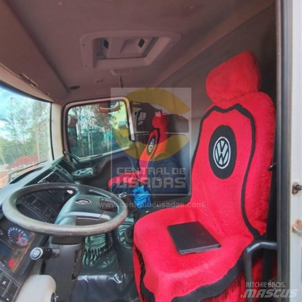 Volkswagen VW 26.260 Tipper trucks