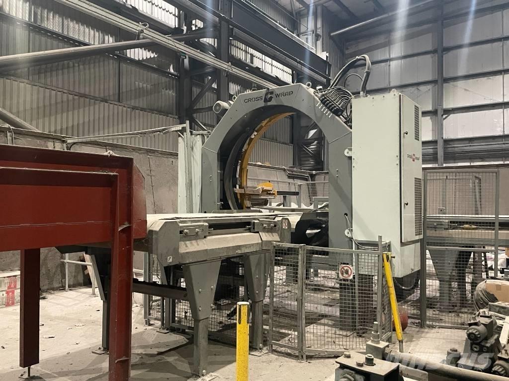 Cross Wrap CW2200 Industrial balers