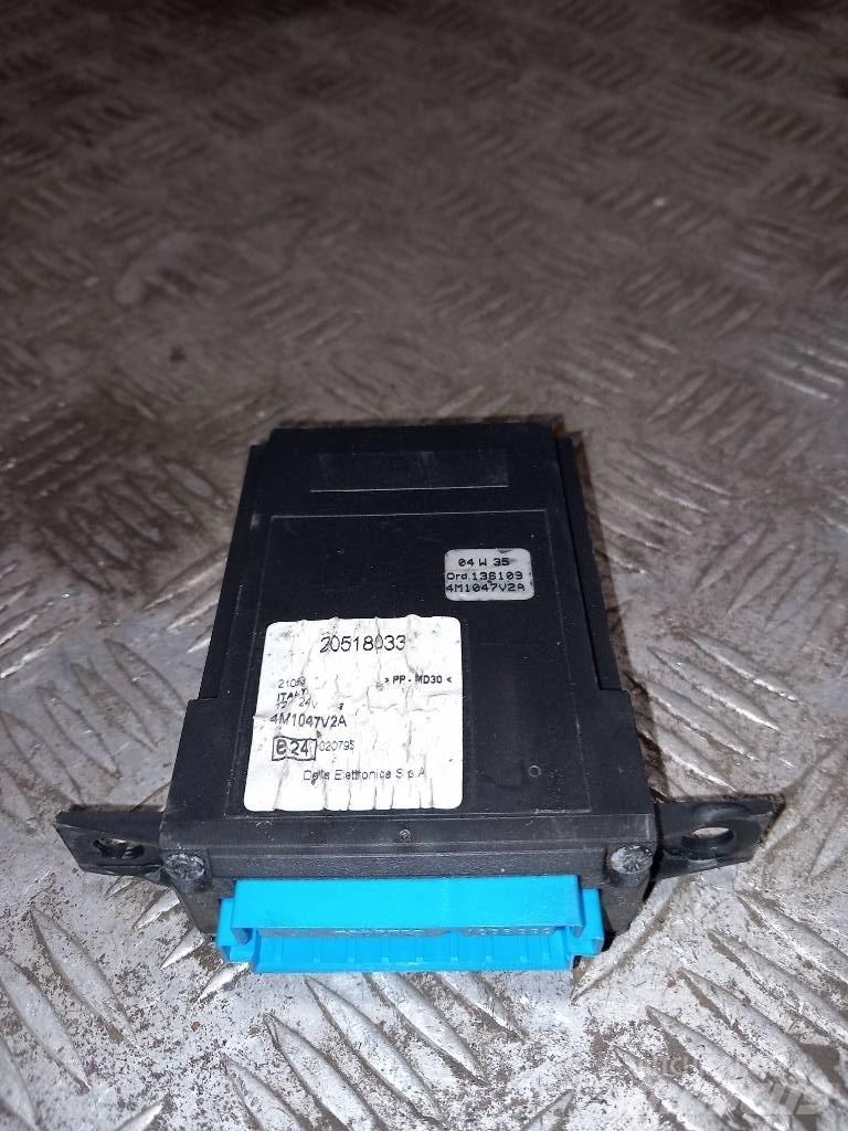 Volvo FH 12 20518033 Electronics