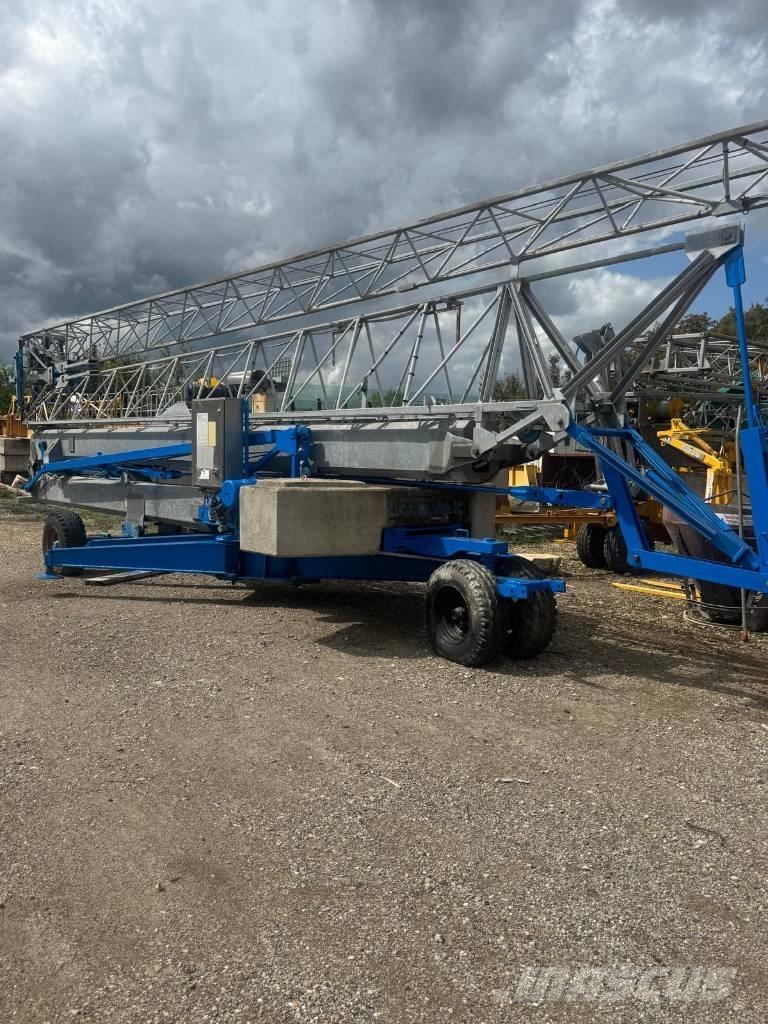 Benazzato 194S Self-erecting cranes