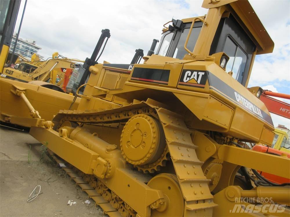 CAT D 8 N Crawler dozers