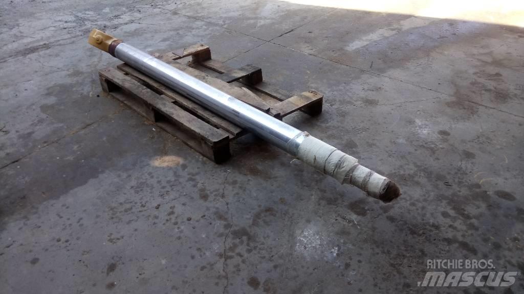 CAT 245 Hydraulics