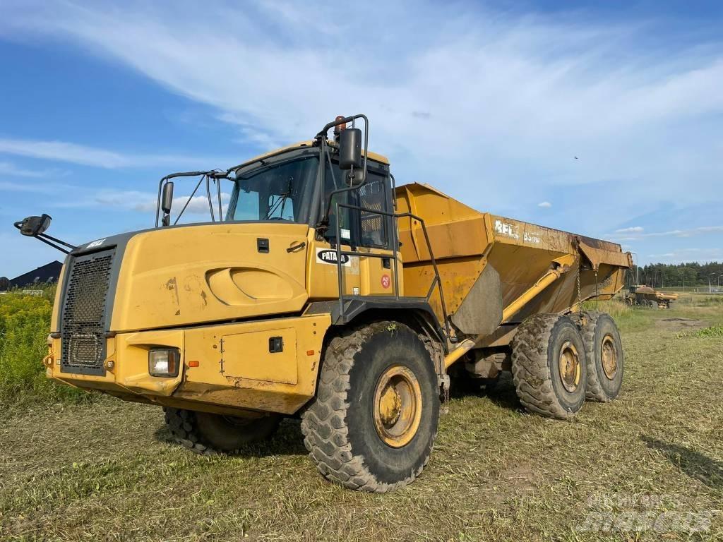 Bell B30D Articulated Haulers
